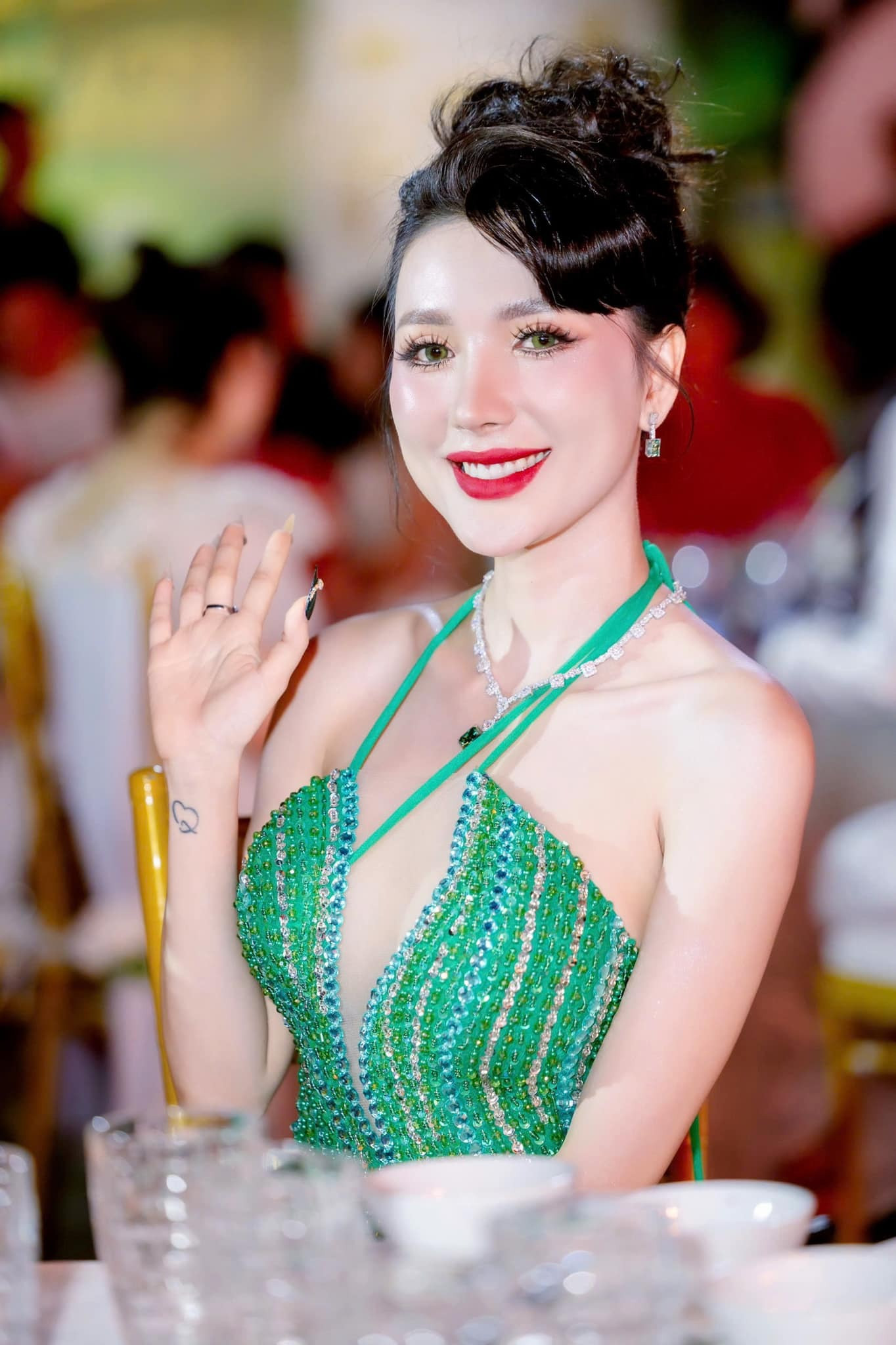 Thông báo nóng phía Ngân Collagen trước loạt ồn ào kinh doanh