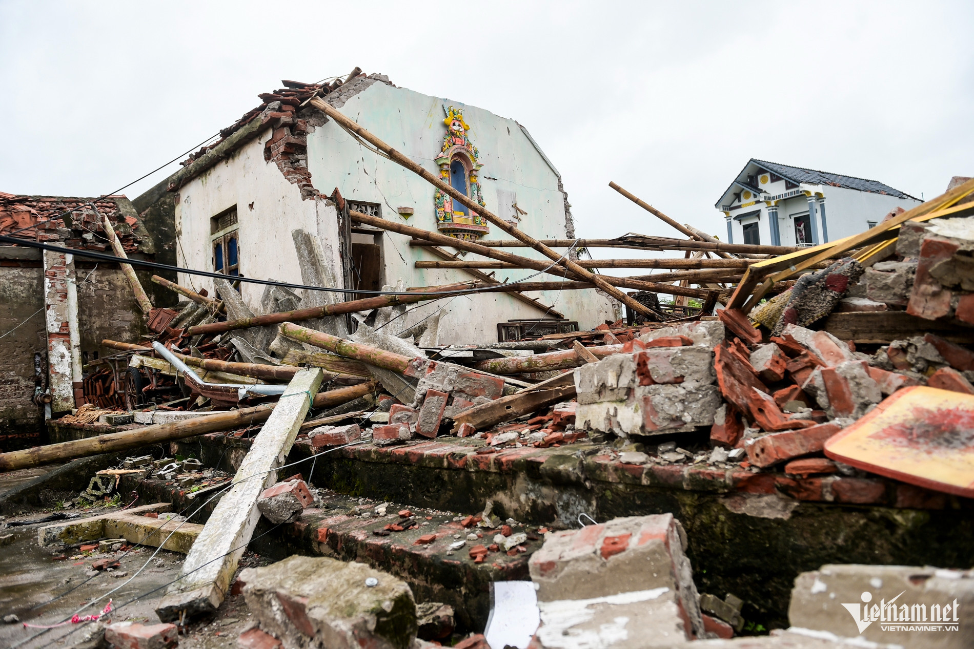 W-Nhân chứng_7.jpg