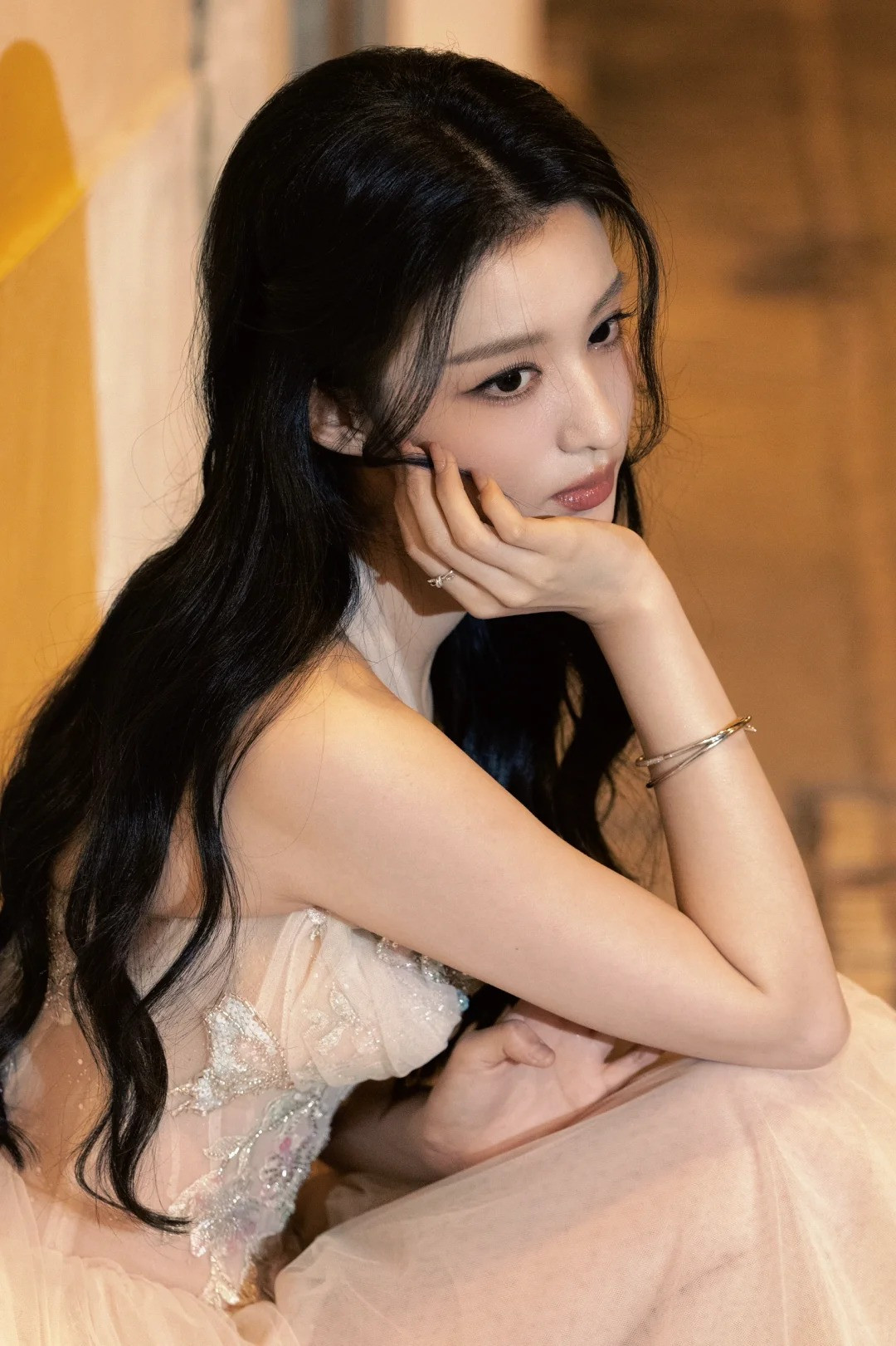 Kể từ ngày mai, thứ Sáu 3/10/2025, Thần tài trợ mệnh, quý nhân giúp đỡ, 3 con giáp khổ tận cam lai, lương thưởng hậu hĩnh, hồng phúc sâu dày - Ảnh 1