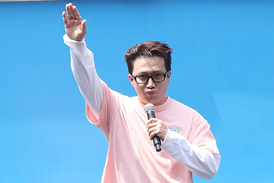 Running Man mùa 3: Trấn Thành, Lan Ngọc than thở xương cốt xuống cấp