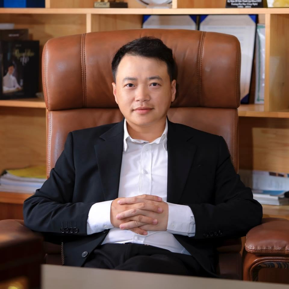 Shark Bình đang gây tranh cãi vì bị dính drama vụ đầu tư tiền số có gia thế khủng cỡ nào