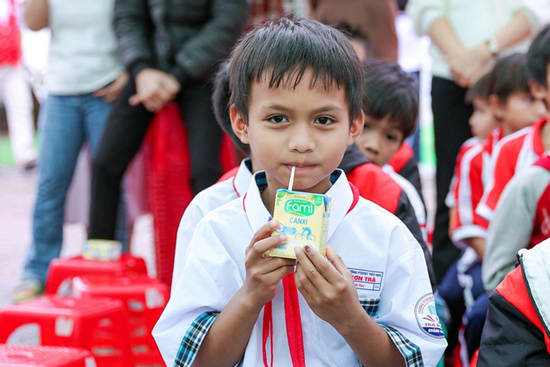 Đưa đạm lành đến với trẻ em vùng cao: Hành trình bền vững từ niềm tin với hạt đậu nành của Vinasoy