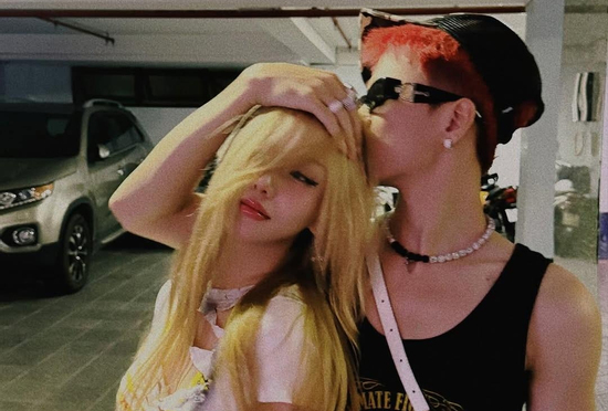 Khui cặp đôi Em Xinh - rapper Vbiz đang hẹn hò!