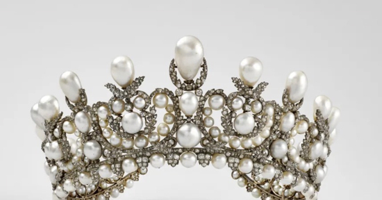 Vụ trộm những bảo vật vô giá tại bảo tàng Louvre của Pháp diễn ra thế nào?