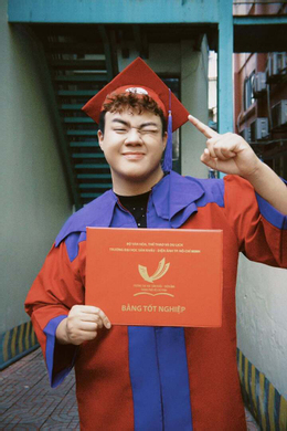 Hồng Phú cùng bạn bè lên kế hoạch giả vờ ngã và thả tim