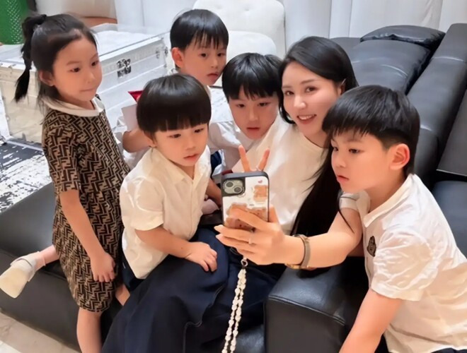 sinh 7 con trong 8 nam t 1760517542 440 width660height500