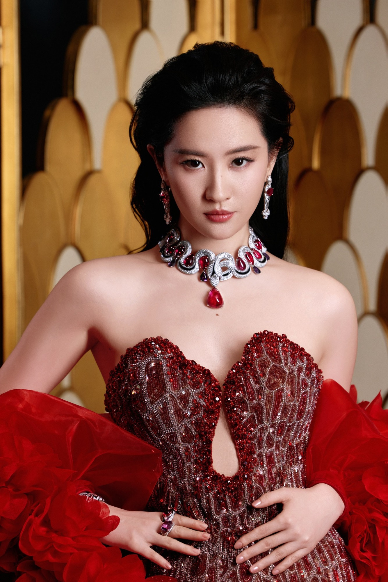 Đúng 6h sáng ngày mai, thứ Tư 22/10/2025, bùng nổ tài lộc, 3 con giáp được Thần Tài 'sủng ái', tiền bạc nhiều vô kể, ung dung mà hưởng phước lành - Ảnh 2