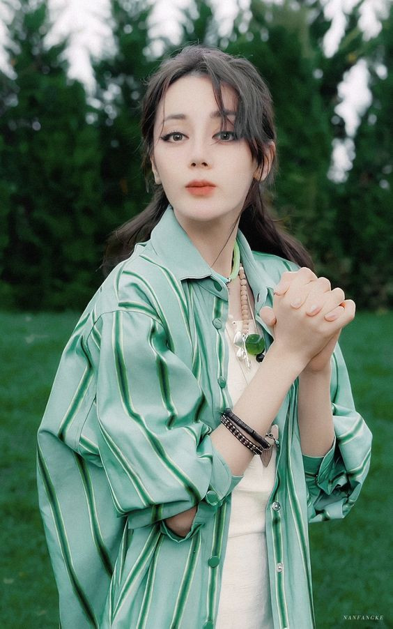 Kể từ ngày mai, thứ Năm 23/10/2025, Thần Tài trợ mệnh, quý nhân nâng đỡ, 3 con giáp phúc lộc vô biên, tiền vào như nước, tình cảm viên mãn khó ai bì kịp - Ảnh 2