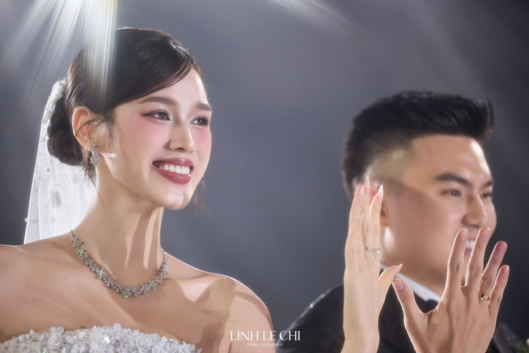 Trọn bộ ảnh cực nét đám cưới Đỗ Thị Hà xứng danh hôn lễ đẹp nhất Vbiz