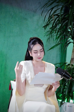 Cuộc sống của nữ MC xinh đẹp nhất VTV với chồng 2 trong lâu đài nghìn m2 ở Bắc Ninh