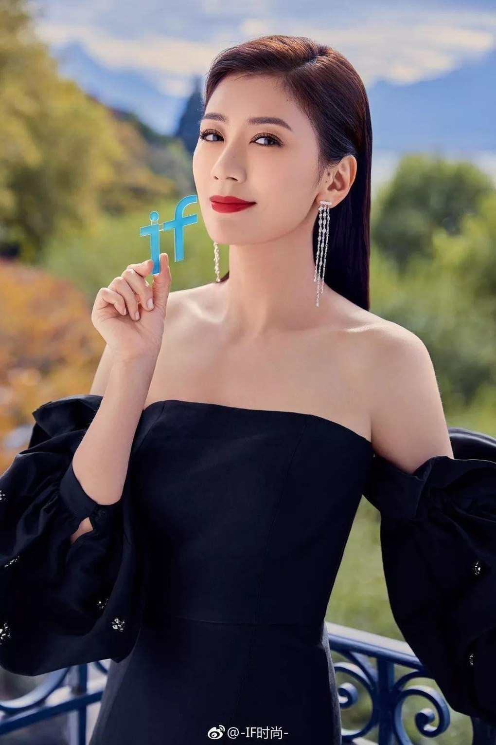 Mỹ nhân Hoa ngữ sau ly hôn Triệu Mẫn đẹp nhất màn ảnh bị chồng bạo hành khổ như địa ngục trần gian