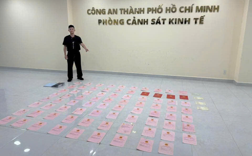 luong bang quang ngan 98 4.png