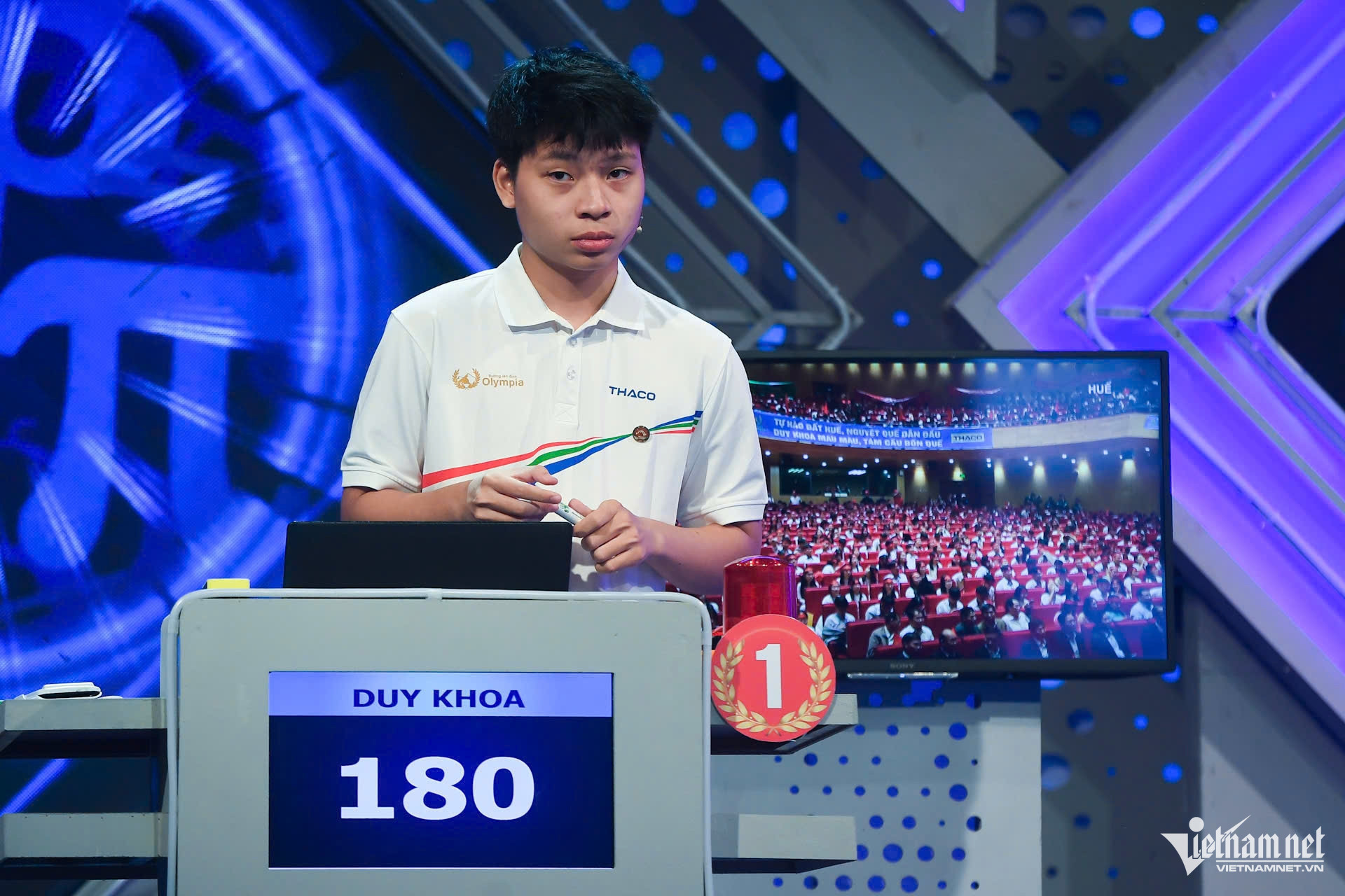 W-Ve dich Duy Khoa.jpg