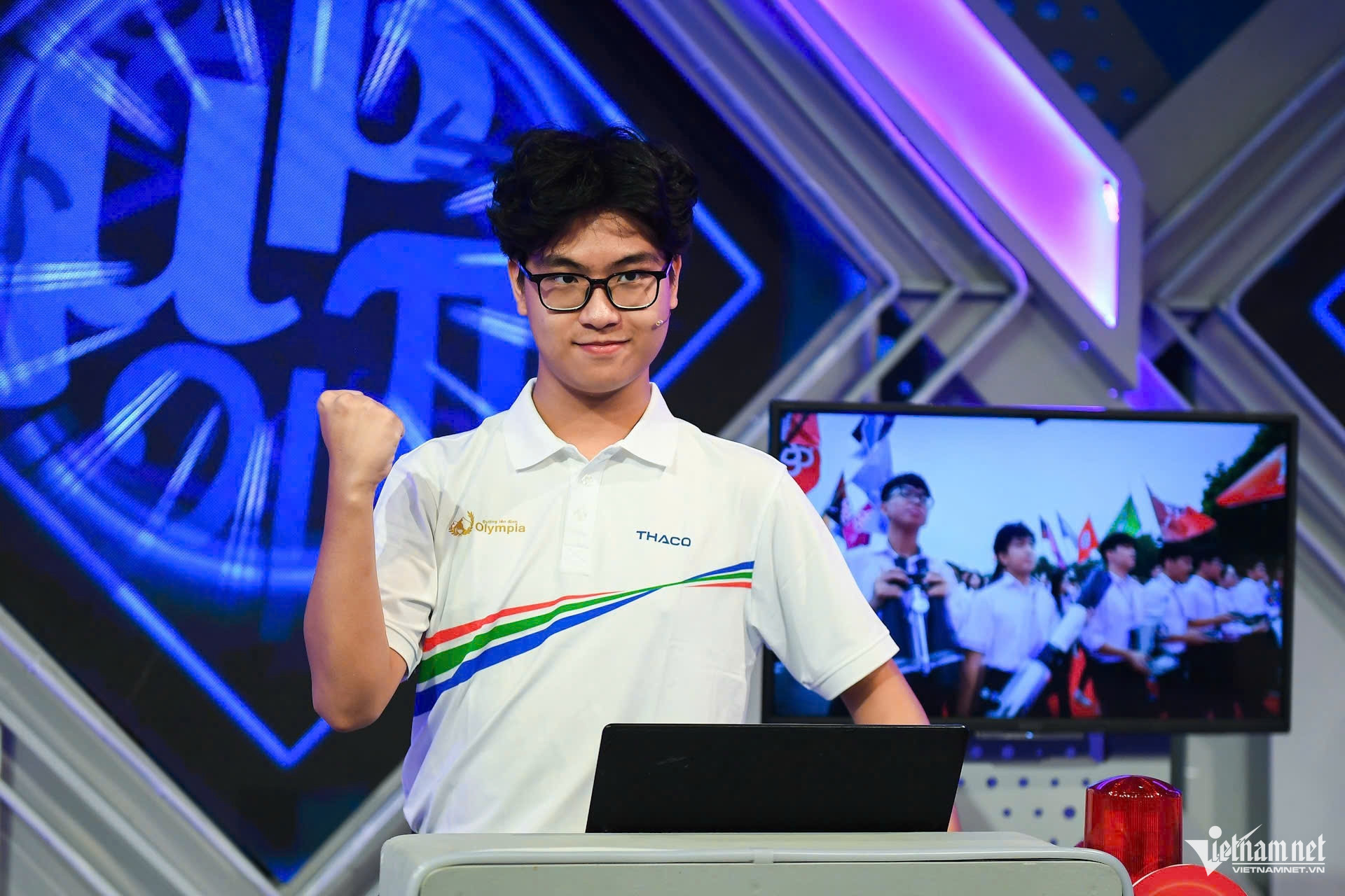 W-OLym Tran Bui Bao Khanh.jpg