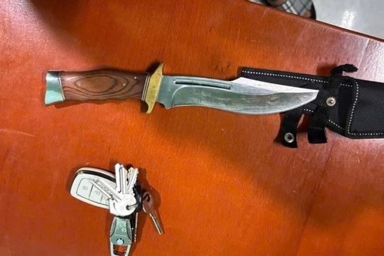 Nghi phạm đâm hai anh em bán bánh dạo thương vong ra đầu thú