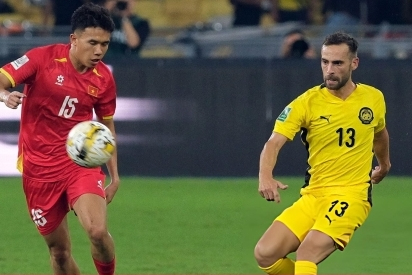 LĐBĐ Malaysia thuê người ngoài điều tra bê bối gian lận nhập tịch