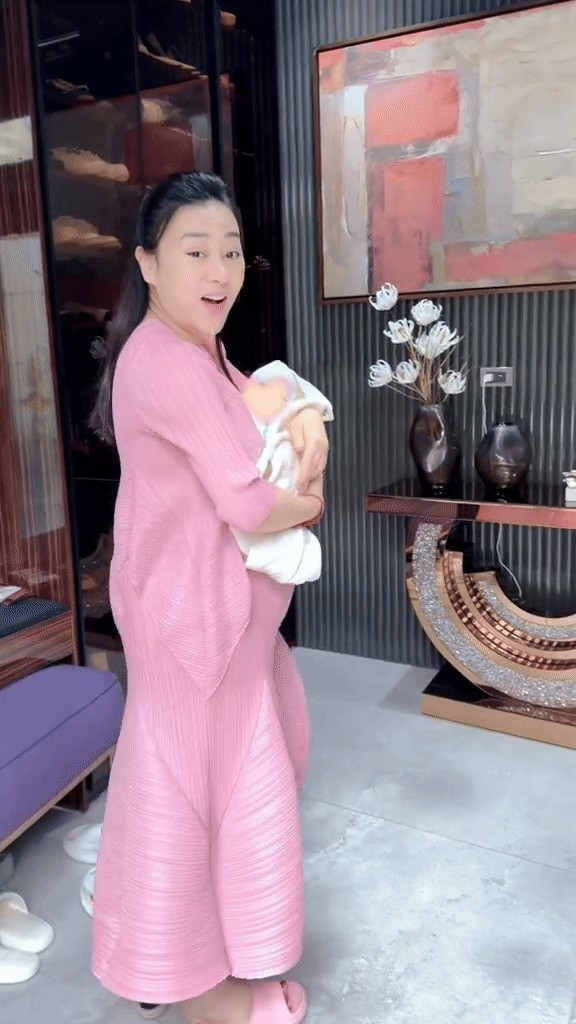 Căn nhà của Phương Oanh trong Gió Ngang Khoảng Trời Xanh: Không gian sống lý tưởng - Ảnh 16.