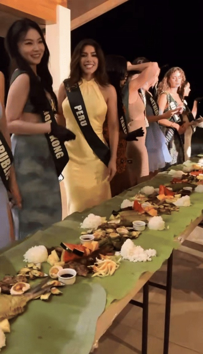 Choáng với bữa ăn của thí sinh hoa hậu Món bày trên lá chuối ăn bằng tay