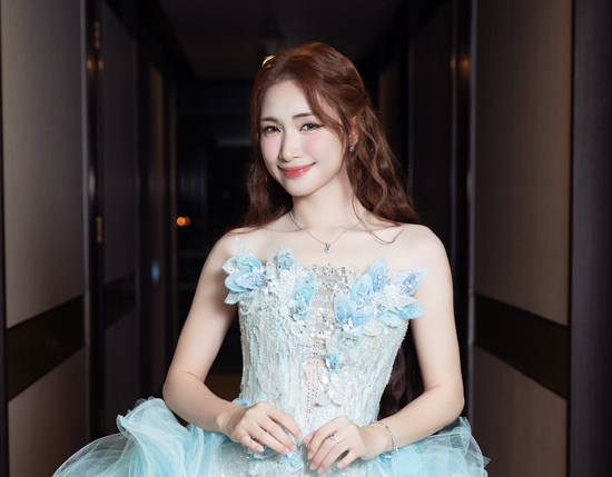 Hòa Minzy nói về kế hoạch đám cưới năm 2027, chuyện gì đây?