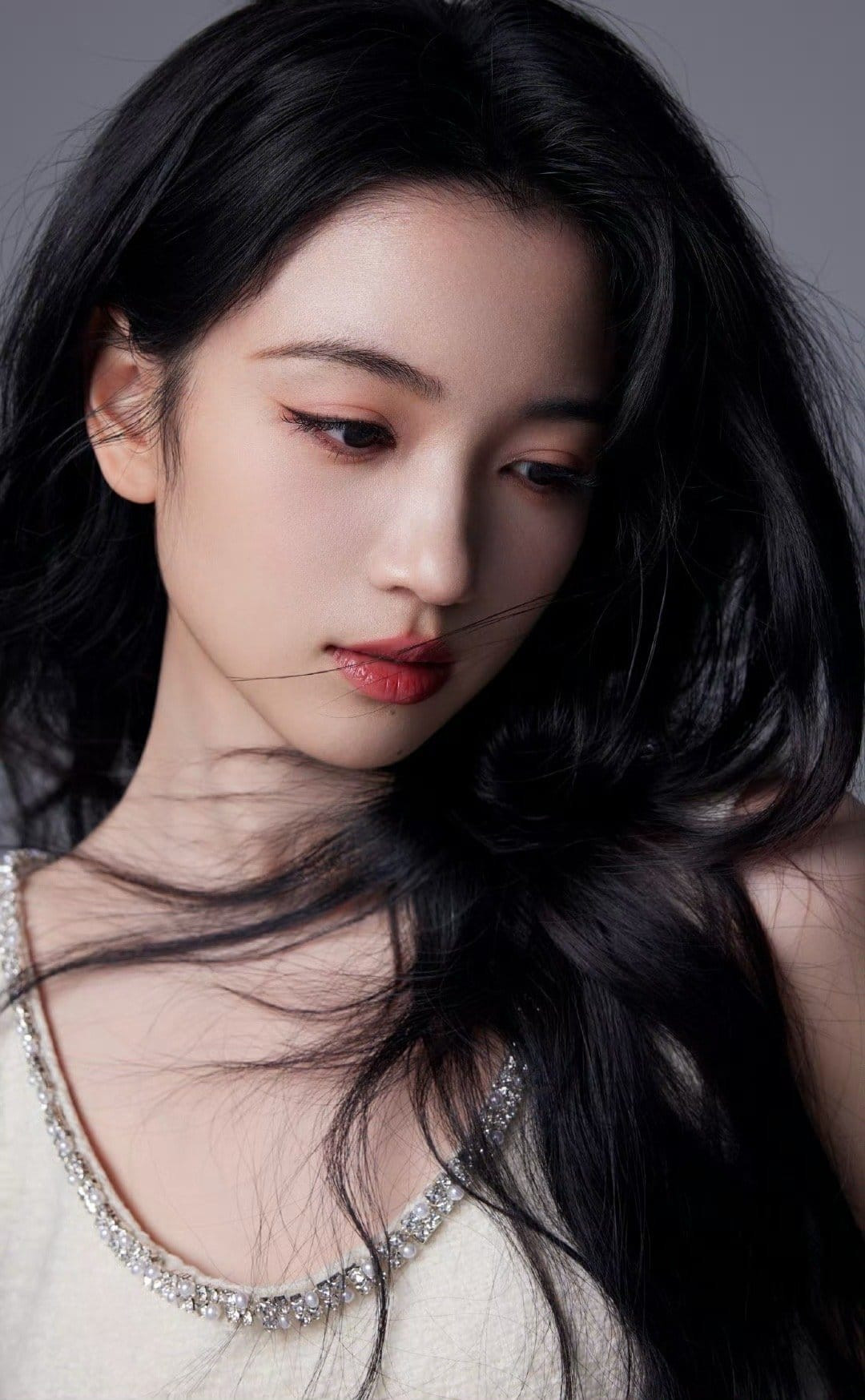 Sau hôm nay, thứ Ba 28/10/2025, Thần May Mắn rũ sạch vận đen, 3 con giáp nhận về tài lộc cuồn cuộn như sóng vỗ, đỉnh cao làm giàu, vàng bạc hái đầy rổ - Ảnh 1