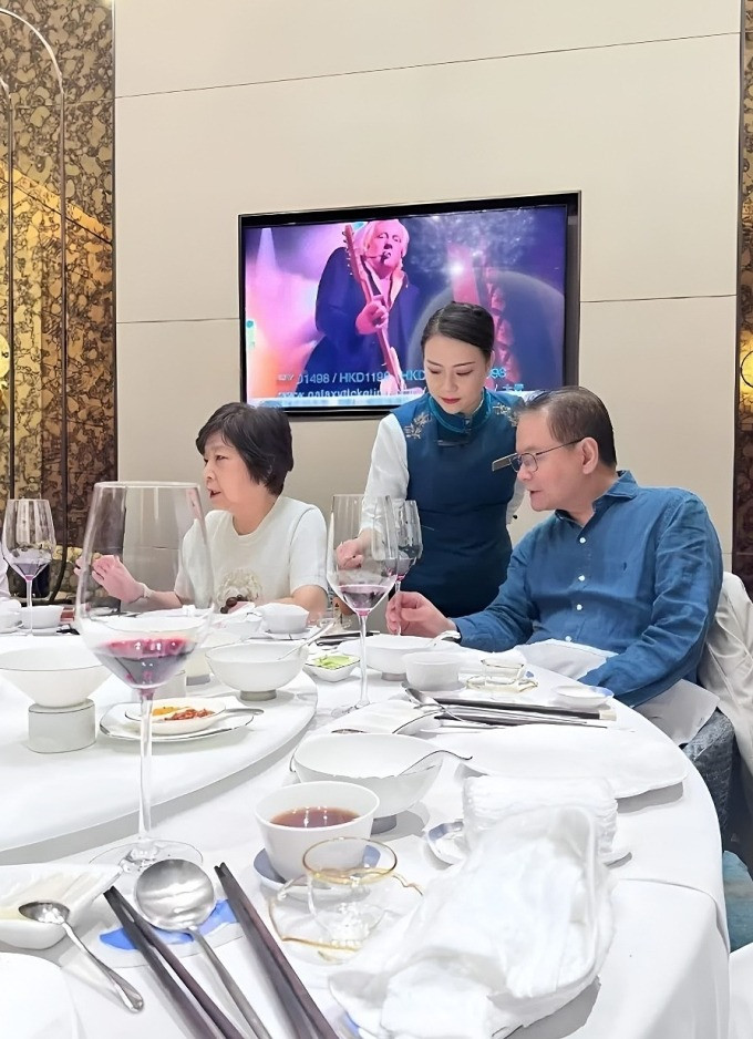 Thái độ của Hoắc Kiến Hoa với cha mẹ Lâm Tâm Như