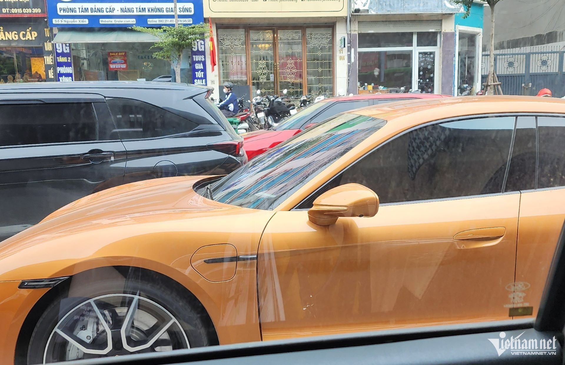 W-Posrche Taycan 4S bien 12345 - 4.jpg