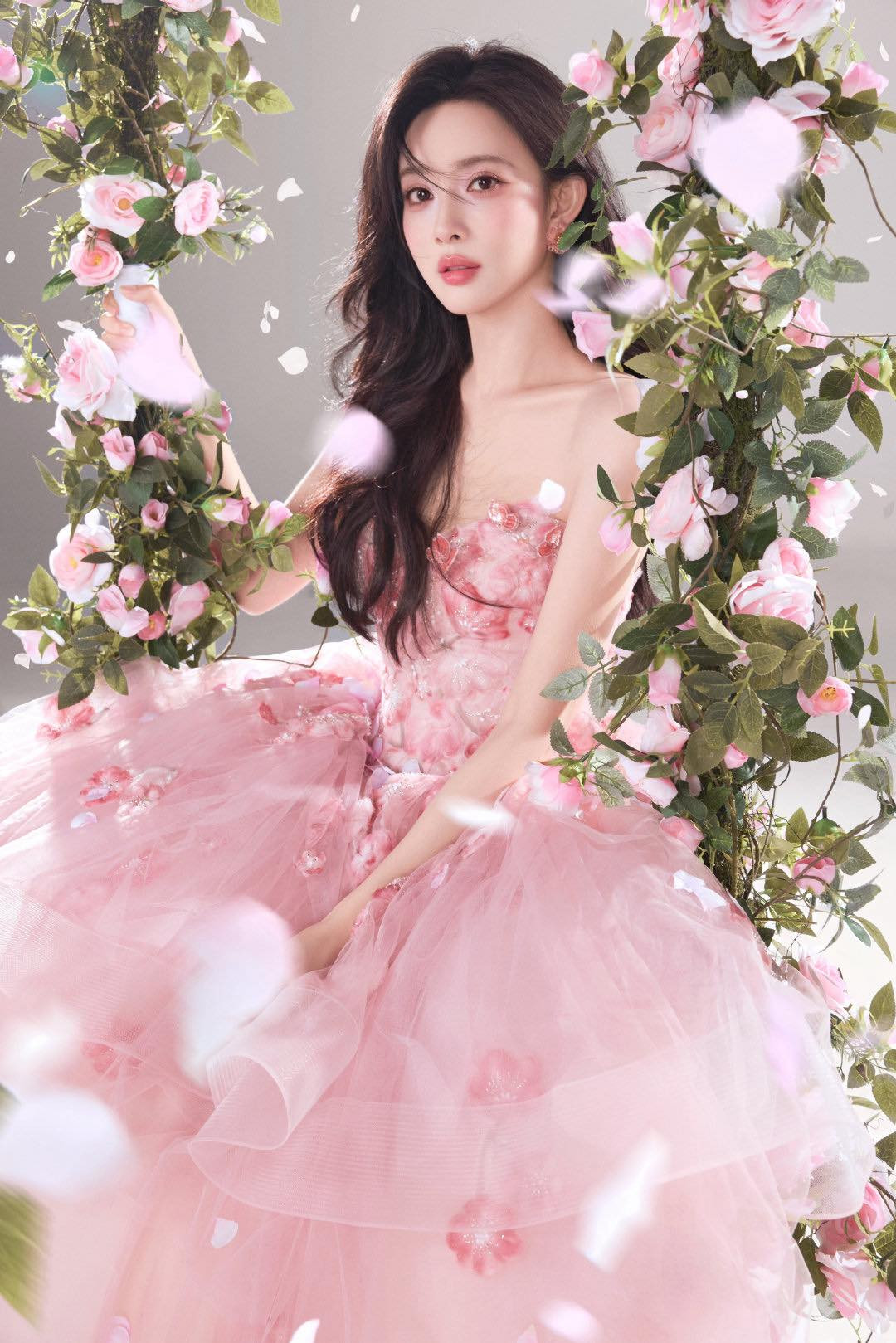 Đúng 6h sáng ngày mai, thứ Năm 30/10/2025, 3 con giáp trúng số độc đắc, chính thức hết khổ, đổi vận thành đại gia, tiền bạc lai láng - Ảnh 2