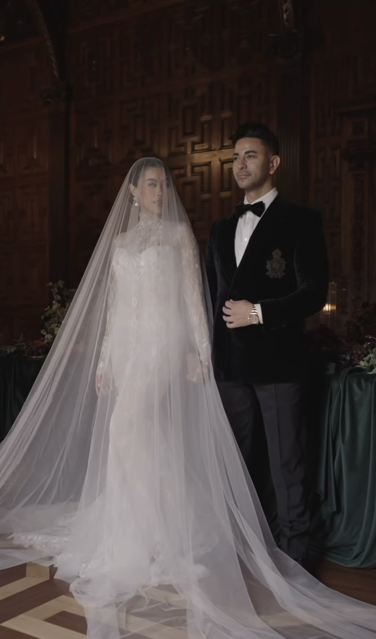 Hậu trường chụp ảnh cưới bóc trần nhan sắc thật của ái nữ nhà tỷ phú Johnathan Hạnh Nguyễn