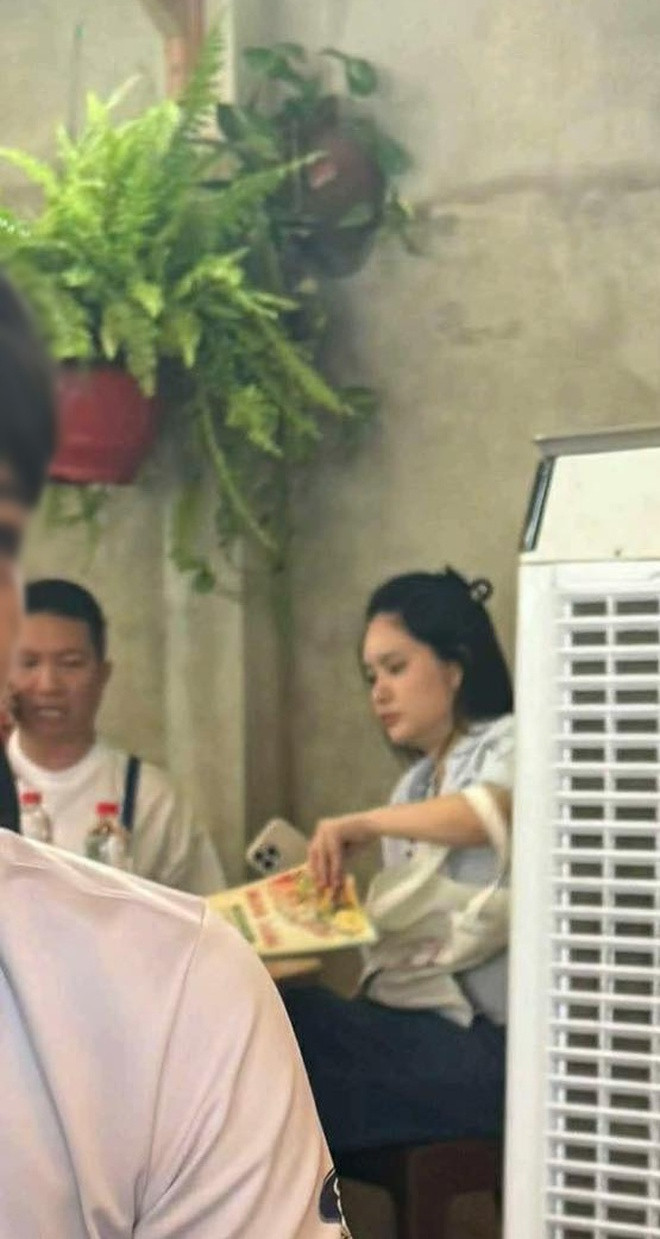 Sốc hình ảnh hiện tại của vợ chồng Đoàn Di Băng nhìn mãi nhận chẳng ra