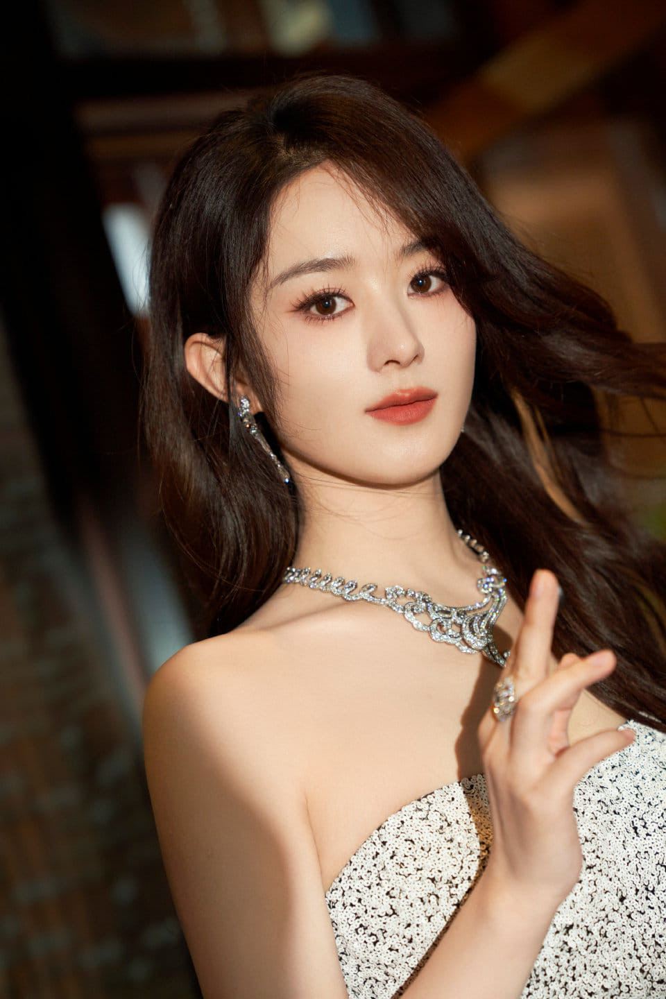 Trúng số độc đắc đúng ngày 30/10/2025, 3 con giáp như 'cá vượt vũ môn', sự nghiệp 'phất như vũ bão', thu về cả đống tiền - Ảnh 1