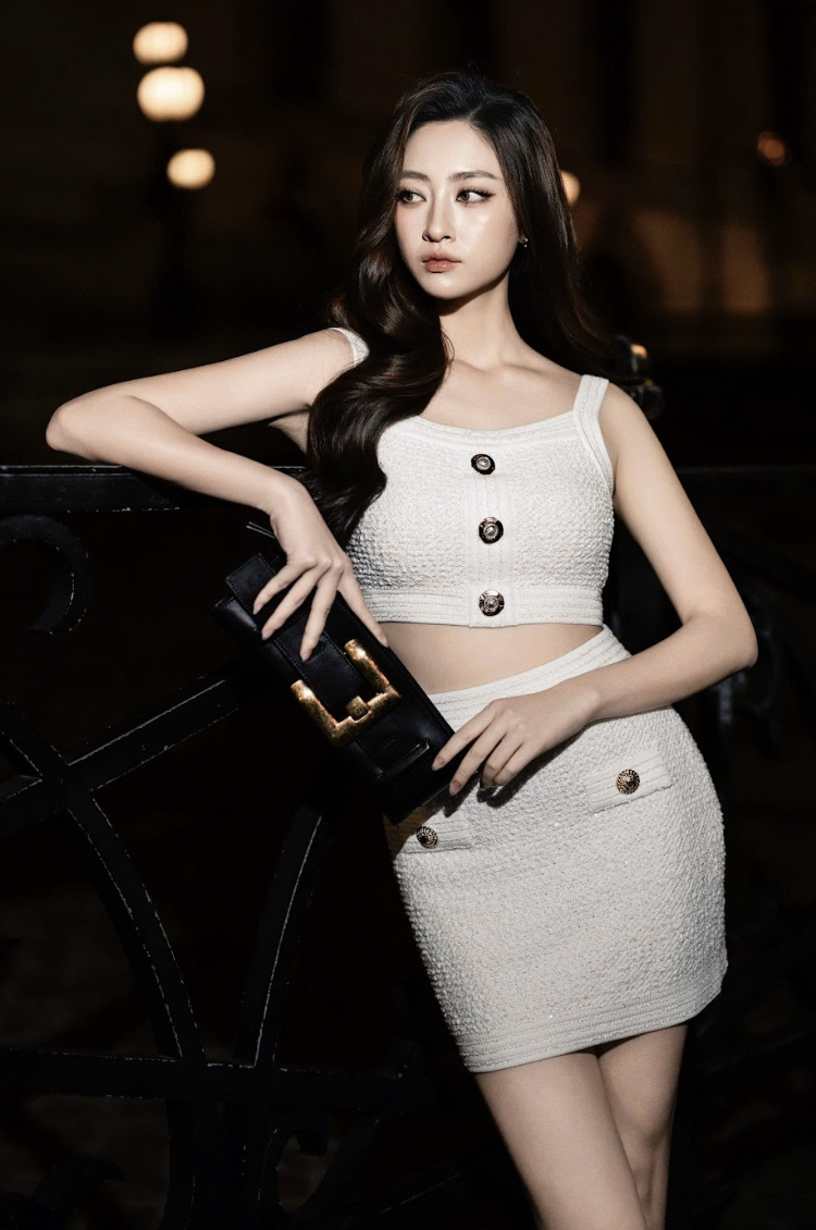 Lương Thùy Linh tỏa sáng tại Paris Fashion Week với phong cách thời trang tinh tế - Ảnh 9.