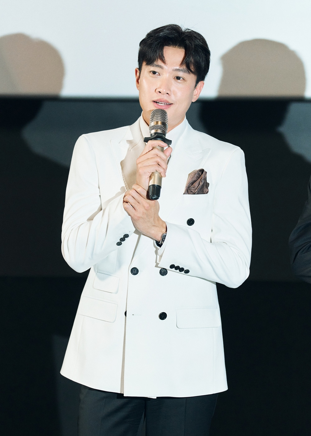 Nỗi oan của quý ông độc thân U40 Quốc Trường