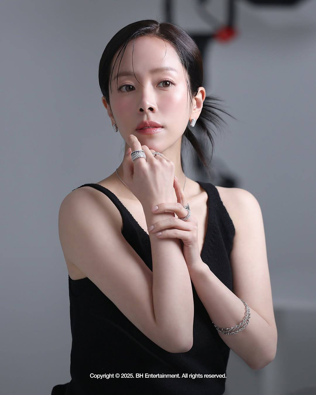 Sau hôm nay, thứ Sáu 3/10/2025, Thần Tài lẫn quý nhân giúp sức, 3 con giáp thỉnh tài rước lộc về nhà, cả tiền và tình đều song hành viên mãn - Ảnh 3