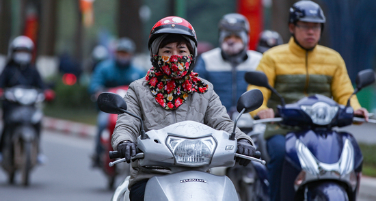 Dự báo thời tiết 30/10/2025: Không khí lạnh liên tục tăng cường xuống miền Bắc