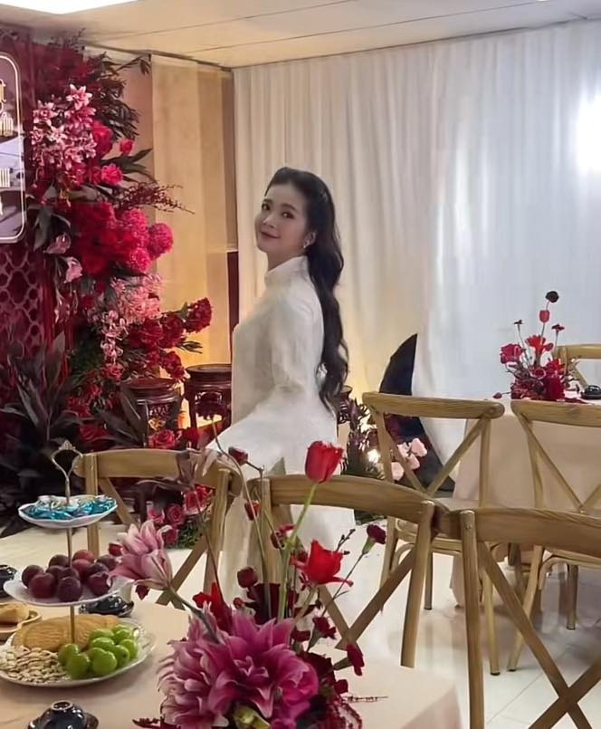 Hot nhất Vbiz Lễ vu quy cặp đôi phim giờ vàng Đình Tú Ngọc Huyền