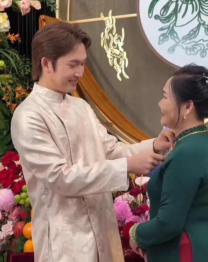 Hot nhất Vbiz Lễ vu quy cặp đôi phim giờ vàng Đình Tú Ngọc Huyền