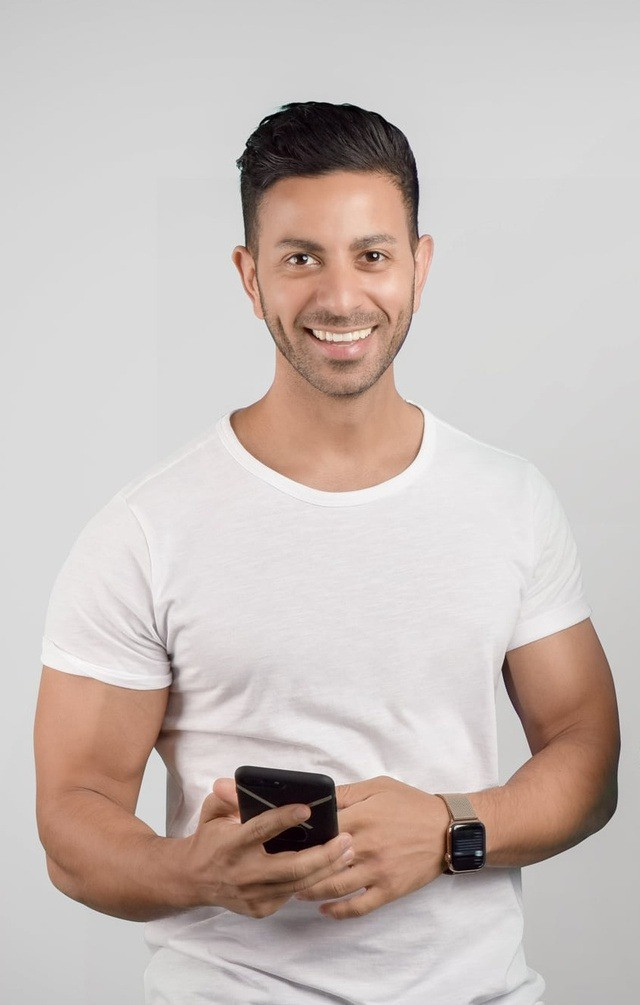 Hé lộ clip chồng ngoại quốc cực nuông chiều con gái tỷ phú Johnathan Hạnh Nguyễn