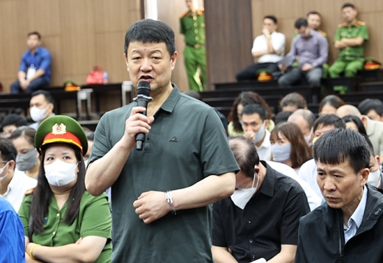 Thủ đoạn lôi kéo khách tham gia sòng bạc 2.500 tỷ đồng tại khách sạn Pullman