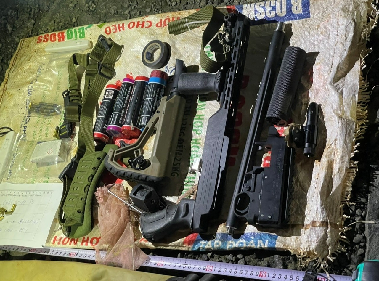 Vụ thảm án ở Đồng Nai: Bất ngờ lý lịch Lê Sỹ Tùng - Ảnh 2.