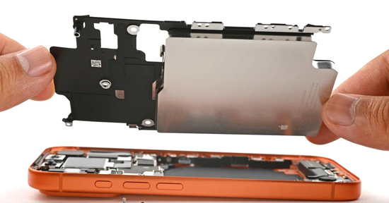 Apple bán linh kiện và dụng cụ sửa chữa iPhone 17, người dùng tự sửa tại nhà