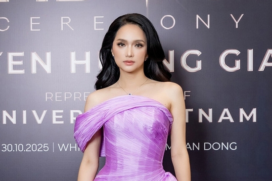 Hương Giang thi Miss Universe 2025: phủ nhận tranh suất, hồ sơ đầy đủ theo yêu cầu BTC