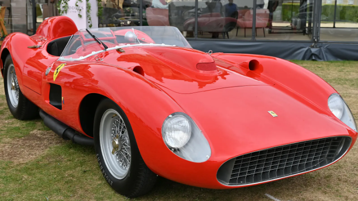 Siêu xe Ferrari 335 Sport Scaglietti của Lionel Messi.