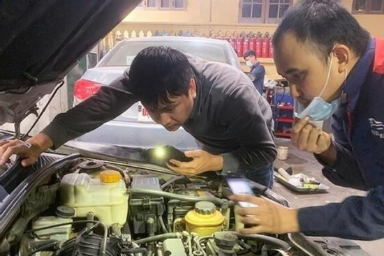 Kỹ sư ô tô chỉ ra 5 chi tiết dễ 'dở chứng' khi bước vào mùa lạnh