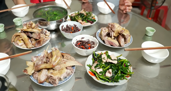 Đặc sản tên lạ ở Quảng Ninh không phải ai cũng biết, 1 con 3-4 người ăn no