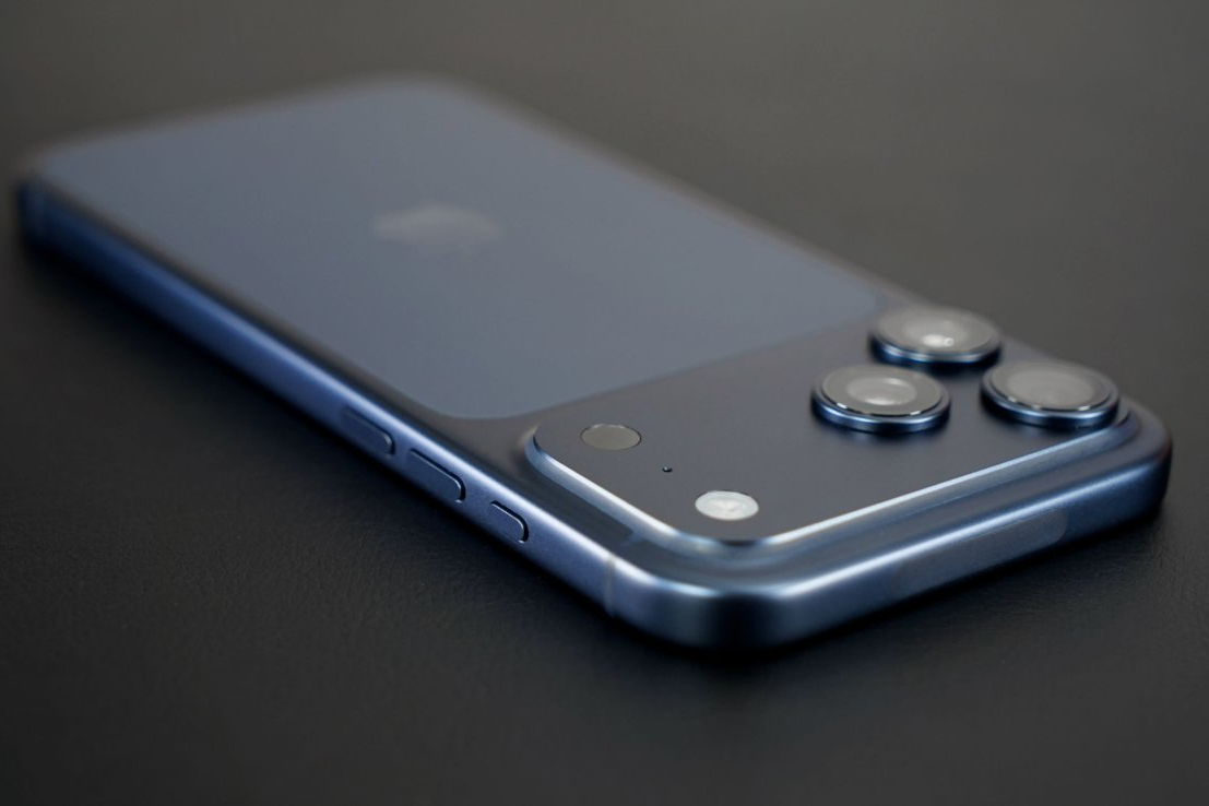 Fan đổ xô vào iPhone 17 Pro Max, sức hút vượt xa 16 Pro Max