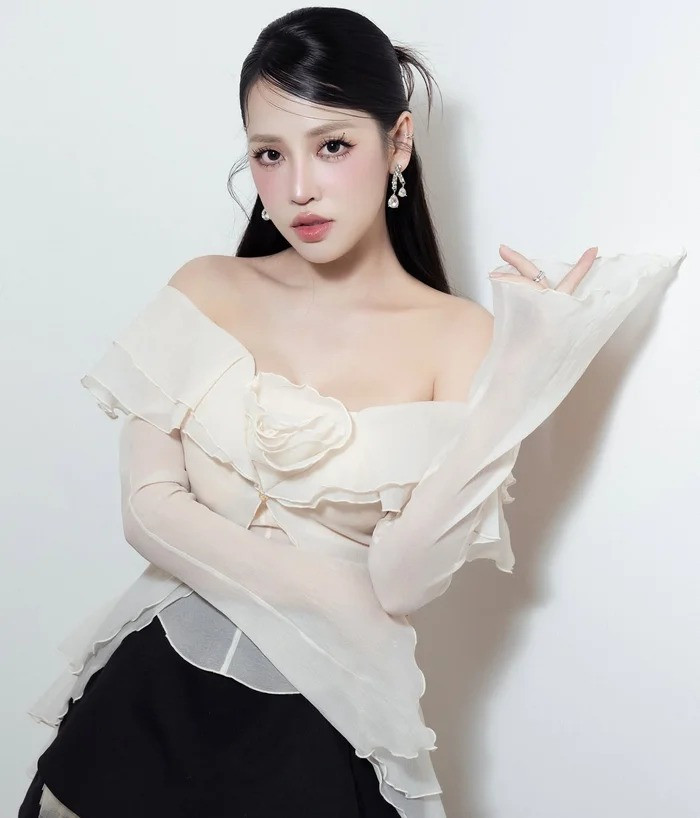 Puka giảm 16kg sau 4 tháng sinh con