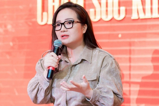 Từ 'nữ hoàng livestream' đến vòng lao lý: Chuỗi lùm xùm trước khi Hoàng Hường bị khởi tố