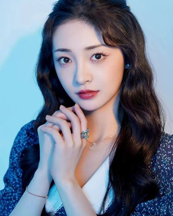 Đúng ngày mai, thứ Hai 6/10/2025, Thần Tài trải chiếu tài lộc, 3 con giáp đón tiền bạc 'ào ào như thác đổ', giàu có trong nháy mắt, tiêu xài thoải mái mà không cần lo nghĩ. - Ảnh 1