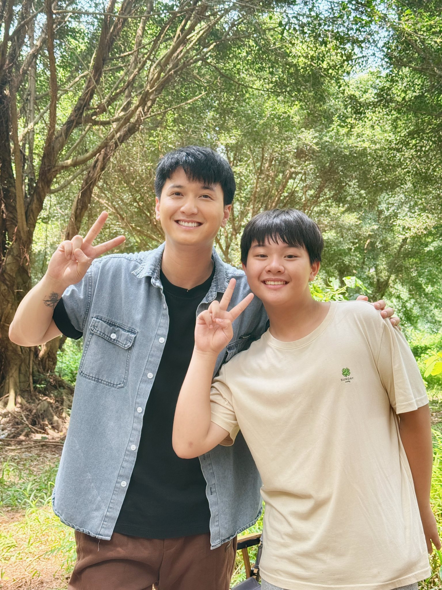 Khán giả bất ngờ khi Cách em 1 milimet với dàn diễn viên ấu thơ - trưởng thành giống nhau đến ngỡ ngàng - Ảnh 6.