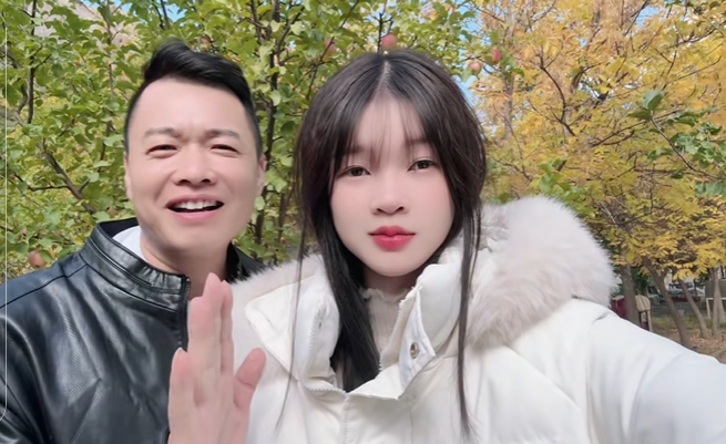 Sốc trước danh tính bạn gái mới kém 26 tuổi của chồng cũ Hằng Du Mục